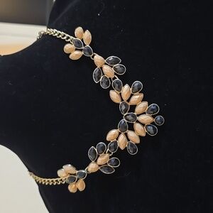 Tan & Black w/goldtone chain necklace